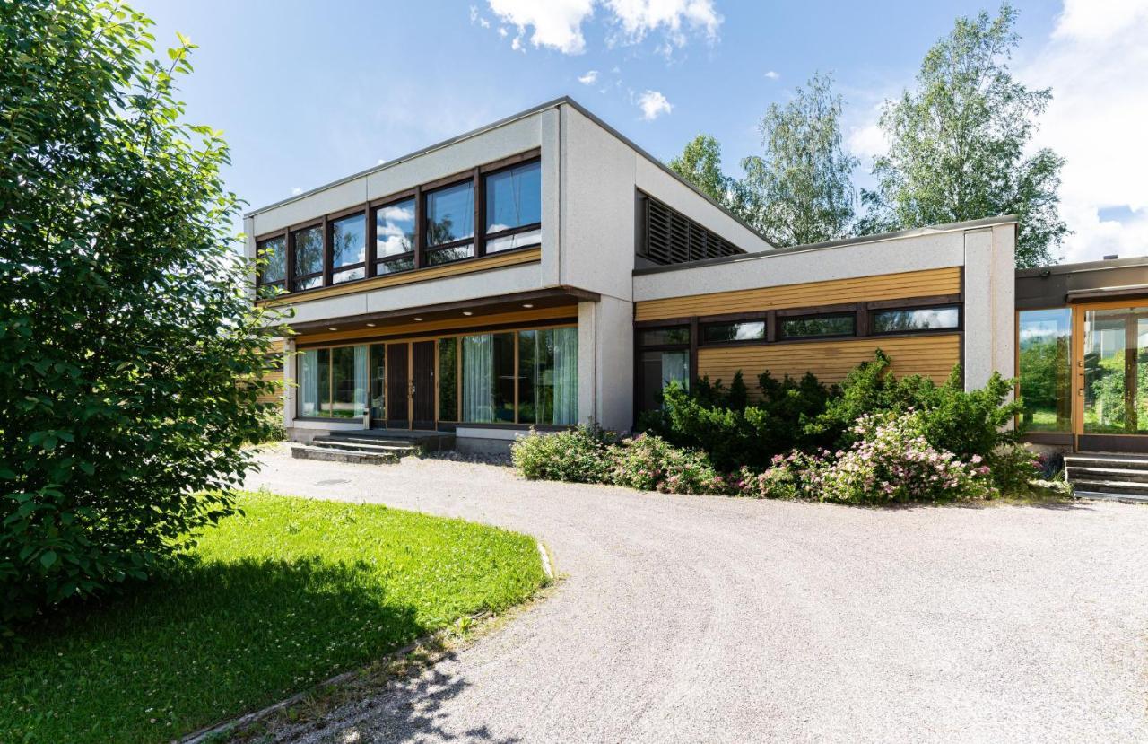 Sannasin Kartano Hotel Exterior photo